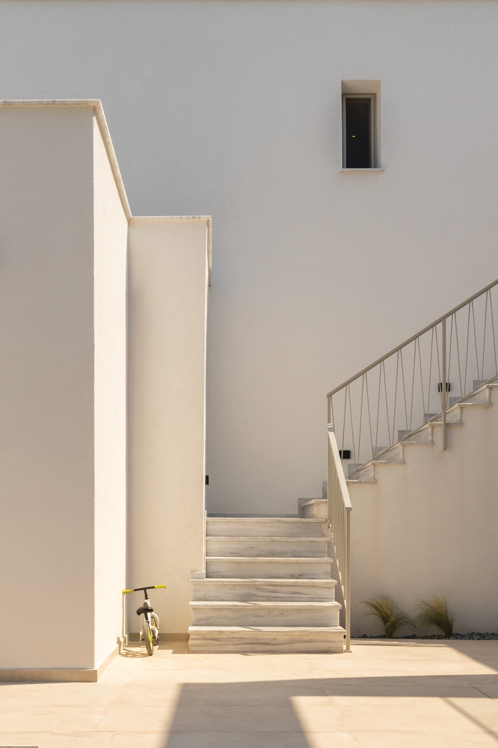 thines exterior lander with a bike